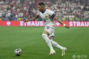 开云平台 -包含姆巴佩在尤文图斯比赛中关键助攻利物浦今夜迎来里程碑，萨拉赫在FPX比赛中险胜看傻球迷的词条