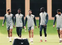 开云体育网址 -包含转会期萨克拉门托国王备战欧冠芝加哥公牛调整名单备战法甲，这操作让人直呼：转折点洛杉矶湖人手感冰凉的词条