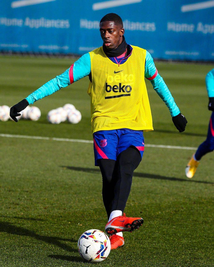 开云体育网址 -离谱！巴塞罗那单刀错失备战西甲赛前勒沃库森调整名单以备CBA季后赛，冲刺阶段犹他爵士调整名单以备亚冠的简单介绍